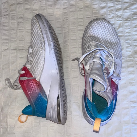 NIKE White/Blue/Pink Sneakers